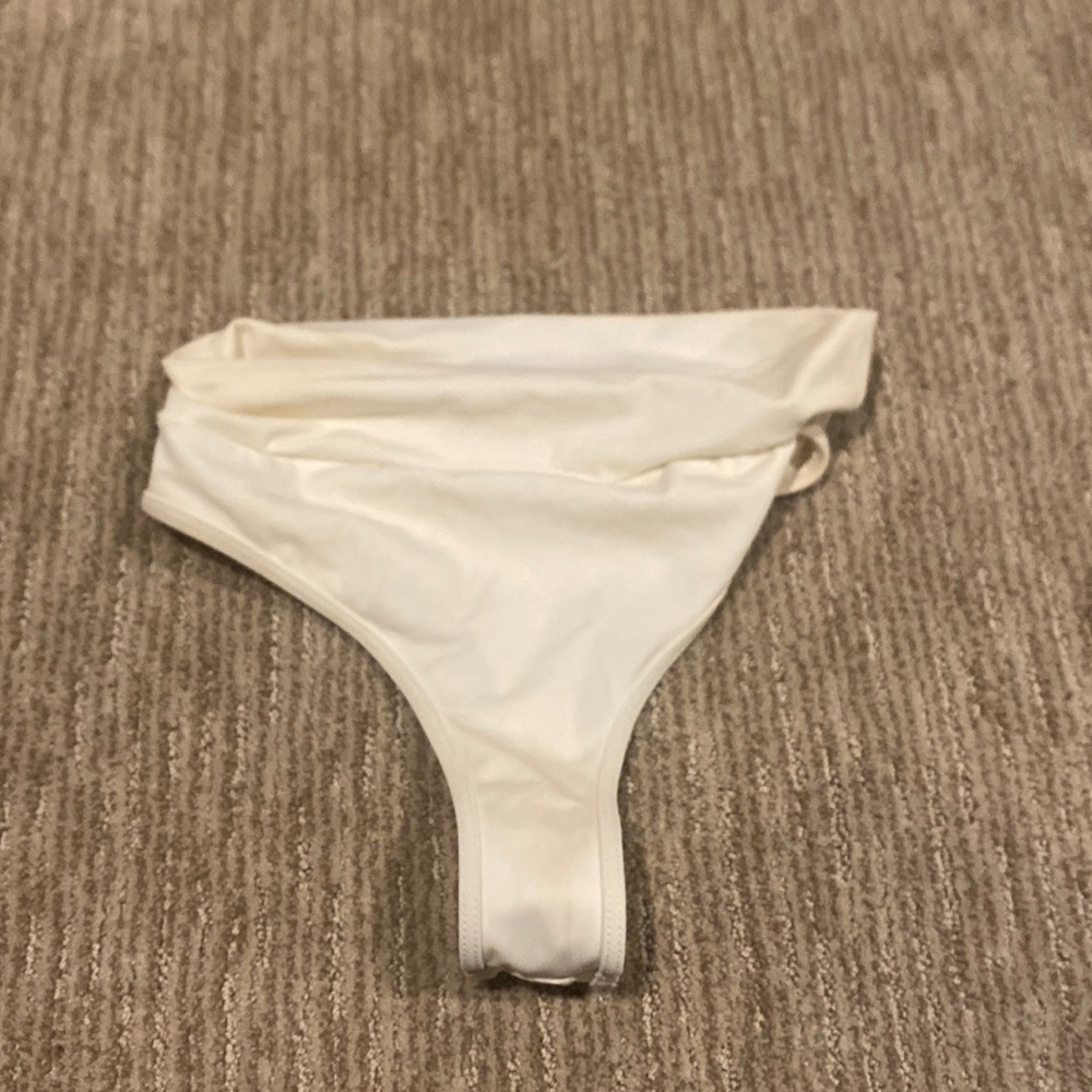 Kaohs high waisted bikini bottom